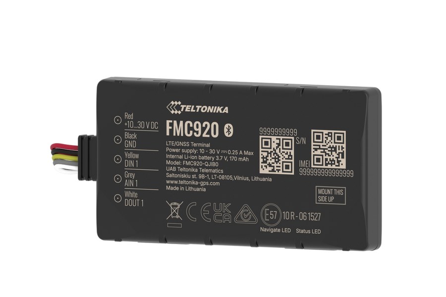 Compact 4G Cat 1 GPS tracker with Bluetooth and internal backup battery.