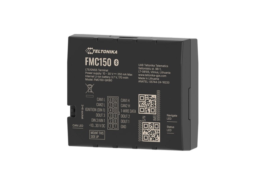4G GPS tracker with built-in CAN-bus data reading for vehicle and fleet data.