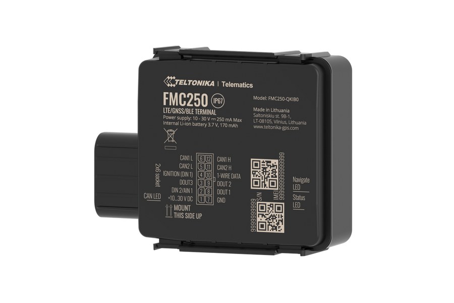 Advanced 4G GPS tracker with high-gain antennas and large backup battery.