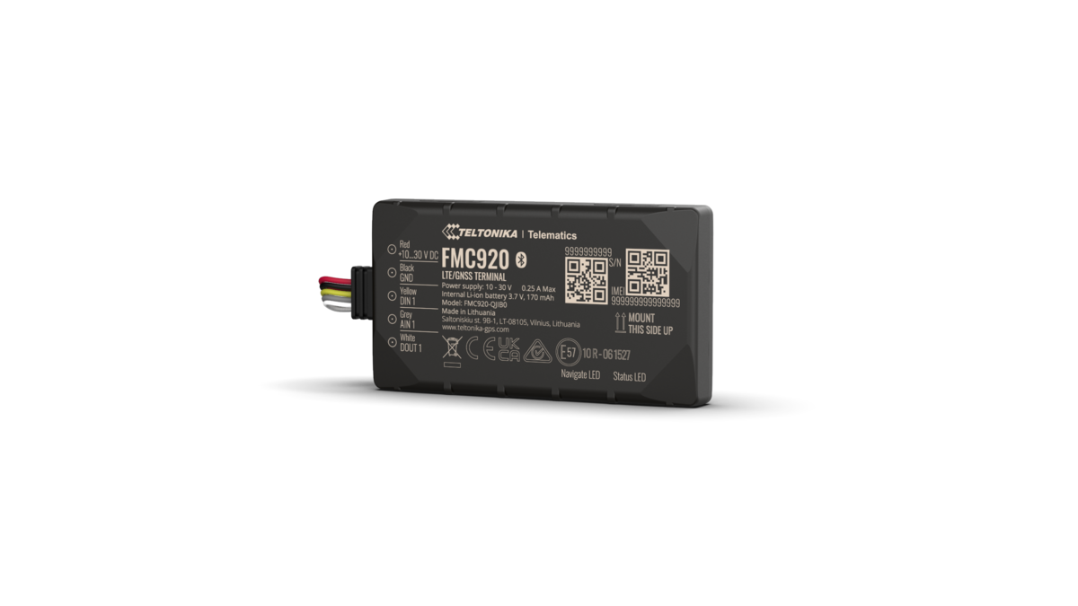 Compact 4G Cat 1 GPS tracker with Bluetooth and internal backup battery.